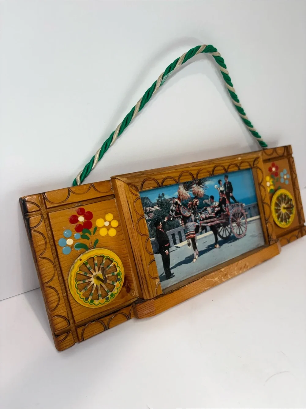 ⁠Vintage Sicilian Horse Cart Wood Wall Plaque Carretto Siciliano Italy Folk Art⁠
